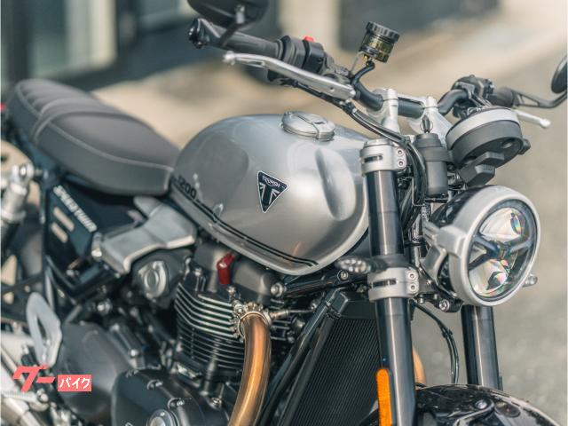 TRIUMPH スピードツイン1200 新型モデル