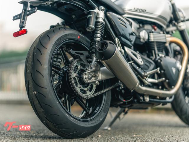 TRIUMPH スピードツイン1200 新型モデル
