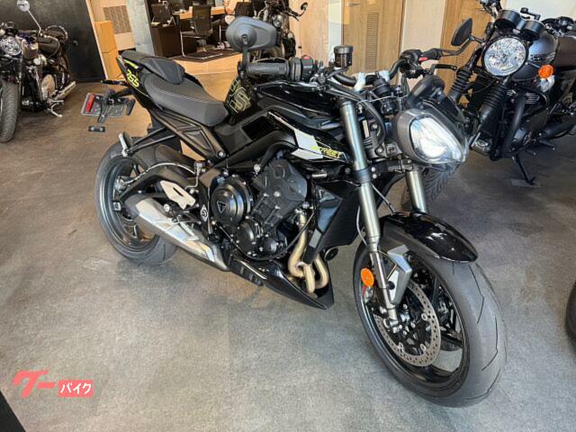 ストリートトリプルＲＳ　ファントムブラック　正規ディーラー中古車