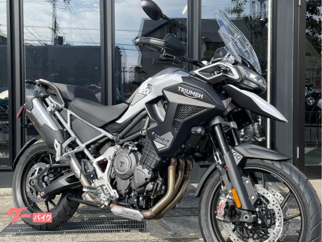 タイガー１２００ＧＴ　ＰＲＯ　スノードニアホワイト　正規ディーラー中古車　登録済み未使用車