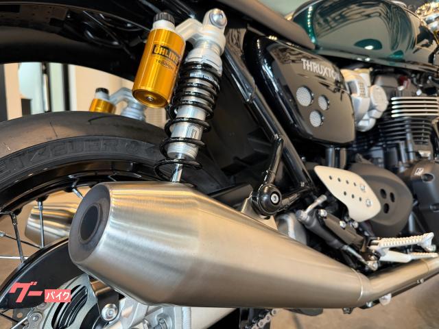 TRIUMPH スラクストン1200RS ファイナルエディション