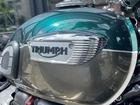 ボンネビルT100 コンペティショングリーン／アイアンストーン 登録済み未走行車