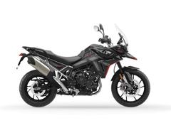 ＴＲＩＵＭＰＨ　タイガー９００ＧＴ　ＰＲＯ　サファイアブラック　新車