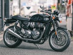 ＴＲＩＵＭＰＨ　スラクストン１２００　中古車