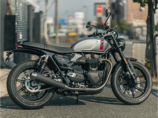 TRIUMPH スピードツイン900 新型モデル アルミニウム