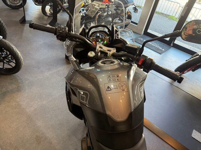 タイガースポーツ800 グラナイト／サファイアブラック 正規ディーラー中古車