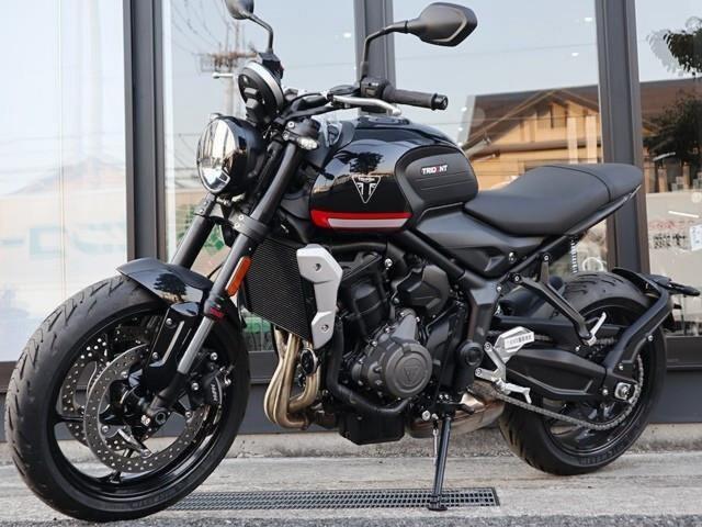 トライデント660 サファイアブラック 登録済み未走行車