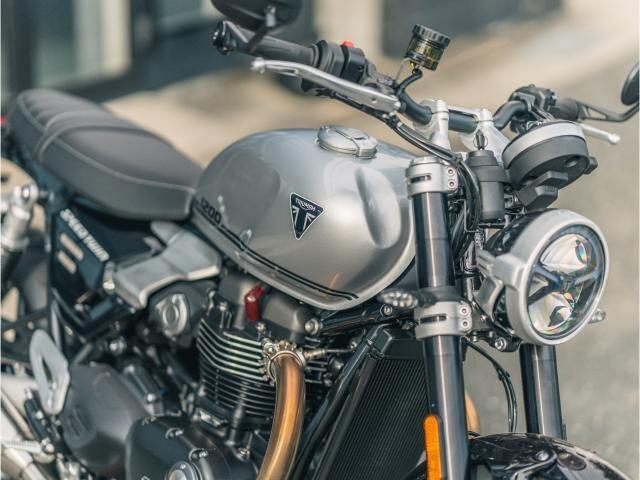 スピードツイン1200 新型モデル アルミニウムシルバー 登録済み未走行車