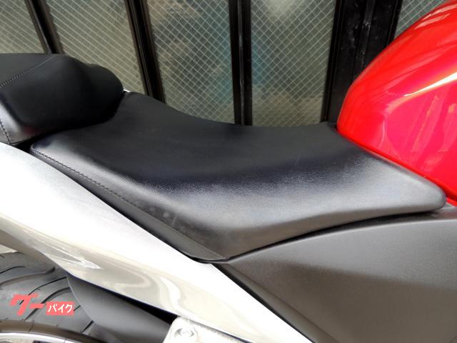 ホンダ CBR250R ABS 単気筒エンジン インジェクション