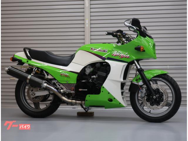 ＧＰＺ９００Ｒ　ＯＨＬＩＮＳリヤショック＆チタンマフラー