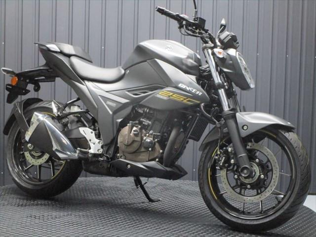 スズキ GIXXER 250 ABS付き インドSUZUKI マット  