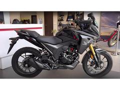ホンダ　ＣＢ２００Ｘ　ＮＸ２００　ＡＢＳ　ＴＦＴメーター　トラクションコントロール　倒立フォーク　スリッパークラッチ　日本未発売