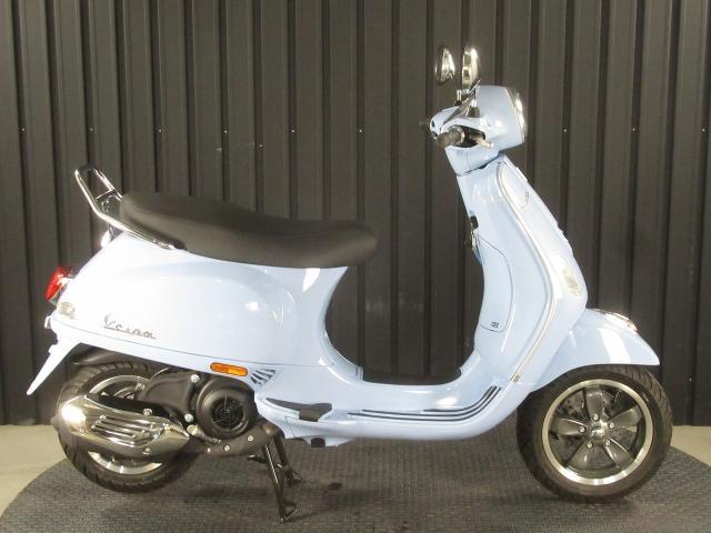 VESPA 125 LEDヘッドライトモデル CBS 国内未発売