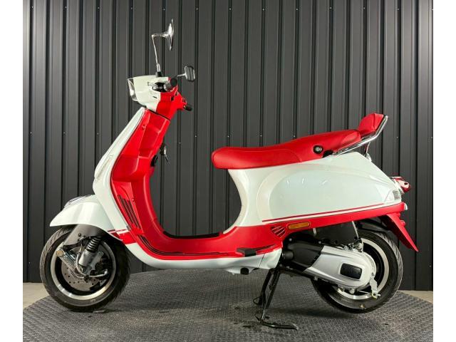 VESPA SXL150 DUAL 国内未発売モデル 輸入新車