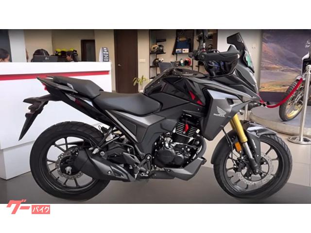 ＣＢ２００Ｘ　ＮＸ２００　ＡＢＳ　ＴＦＴメーター　トラクションコントロール　倒立フォーク　スリッパークラッチ　日本未発売