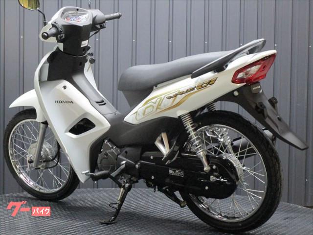 ホンダ ＷＡＶＥアルファ１１０　ベトナムＨＯＮＤＡ　キャブレター仕様　ホワイトカラーの画像（滋賀県