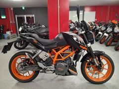 ＫＴＭ　２５０デューク　ＭａｇｉｃａｌＲａｃｉｎｇバイザーカウル