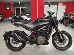 ＨＵＳＱＶＡＲＮＡ　スヴァルトピレン４０１　登録済み未使用車