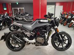 ＨＵＳＱＶＡＲＮＡ　スヴァルトピレン２５０