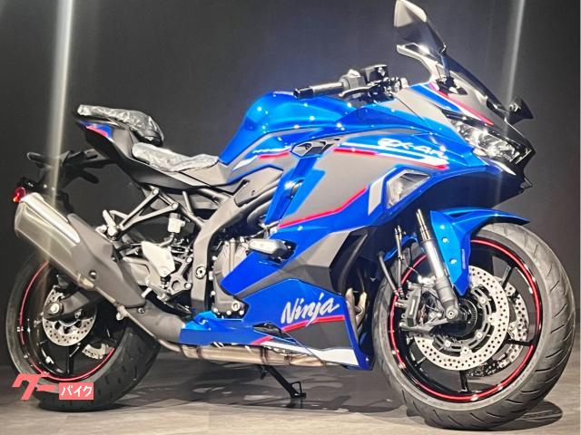 Ｎｉｎｊａ　ＺＸ−４Ｒ　ＳＥ　ＭＹ２０２４　新車　キャンディプラズマブルー　メタリックフラットスパークブラック