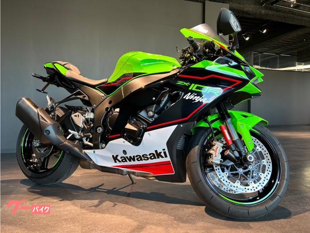 Ｎｉｎｊａ　ＺＸ−１０Ｒ　ＫＲＴエディション　ＭＹ２０２１　フェンダーレス　ストンプグリップ　ＲＡＭマウント　グリップヒーター