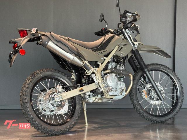 カワサキ KLX230シェルパ MY2025 ミディアムクラウディ