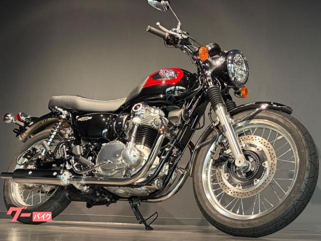 W800 ETC装備 グリップヒーター装備 ニーグリップパッド装備 センタースタンド装備 アシスト&スリッパークラッチ搭載