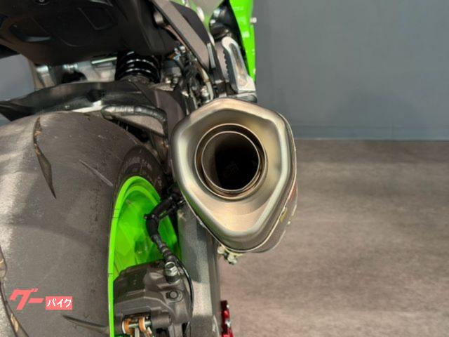カワサキ Ninja ZX－10R 40周年記念モデル アクラボ