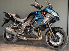 カワサキ　Ｖｅｒｓｙｓ　１１００　ＳＥ　ＥＴＣ２．０標準装備　メタリックディープブルー　メタリックディアブロブラック