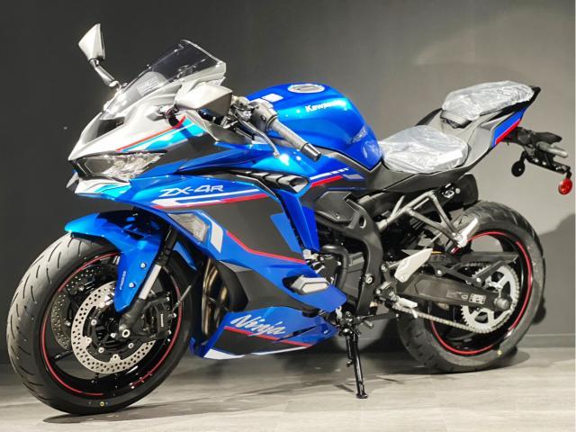 カワサキ Ｎｉｎｊａ ＺＸ－４Ｒ ＳＥ ＭＹ２０２４ 新車 キャンディ 