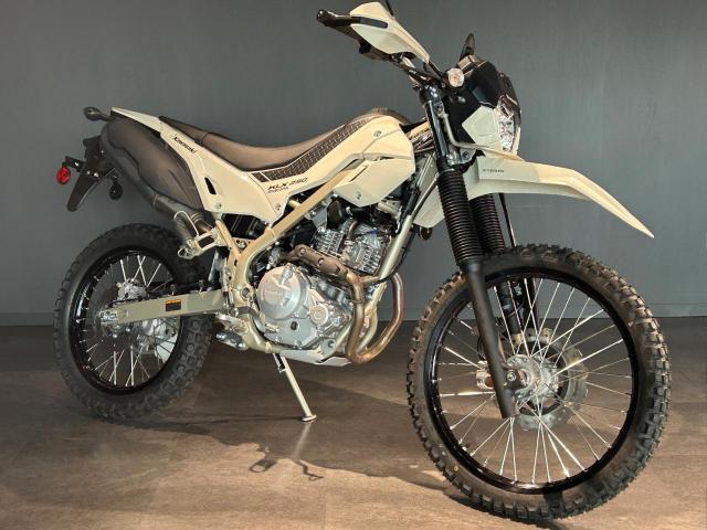 【中古】幅100x160cm 銀色 2番➕木色24番 カワサキ KLX230シェルパ MY2025 ホワイティッシュ