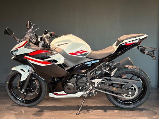 カワサキ Ninja 400｜カワサキプラザ西宮｜新車・中古バイク