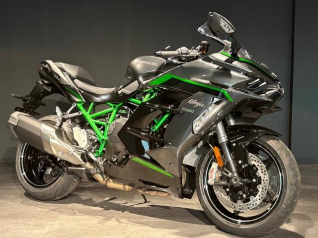 カワサキ Ninja H2 SX SE MY2026 メタリックカーボン