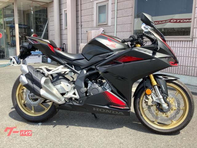 ＣＢＲ２５０ＲＲ　ＥＴＣ　クイックシフター　ＡＢＳ搭載　スペアキー　ＭＣ５１型　マットガンパウダーブラックメタリック　クランプバー