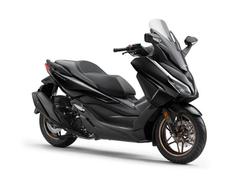 ホンダ　フォルツァ　新車２年保証　ＭＦ１７型　パールシャイニングブラック