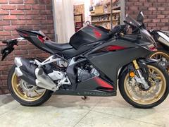 ホンダ　ＣＢＲ２５０ＲＲ　ＭＣ５１型　マットガンパウダーブラックメタリック　ＡＢＳ搭載　スペアキー