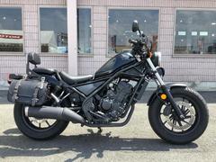 ホンダ　レブル２５０　ＡＢＳ・ＥＴＣ搭載　ＭＣ４９型　スペアキー　タンデムバックレスト　サドルバッグ　ｕｓｂ電源　グラファイトブラック