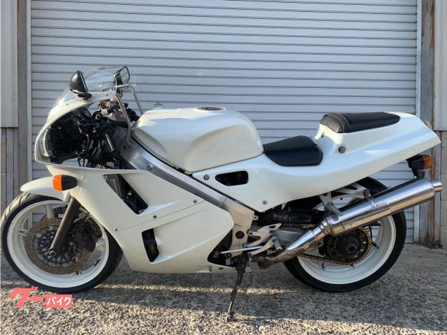 ＶＦＲ４００Ｒ　ＮＣ３０　メタリックホワイト