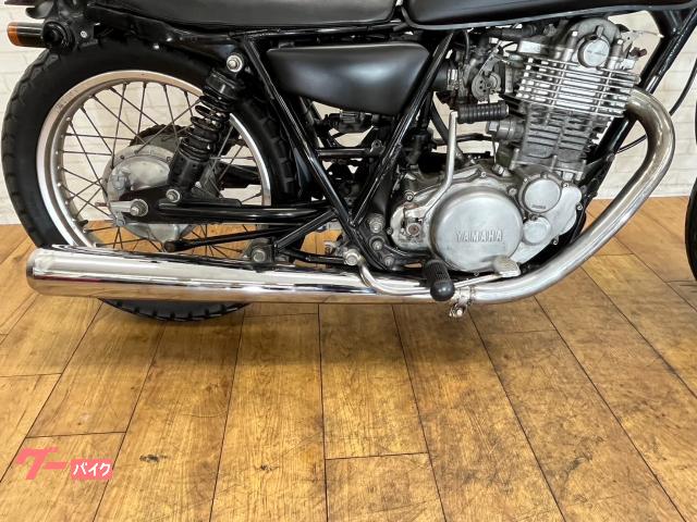 ヤマハ SR400 LEDライト 社外ハンドル サイドカバー