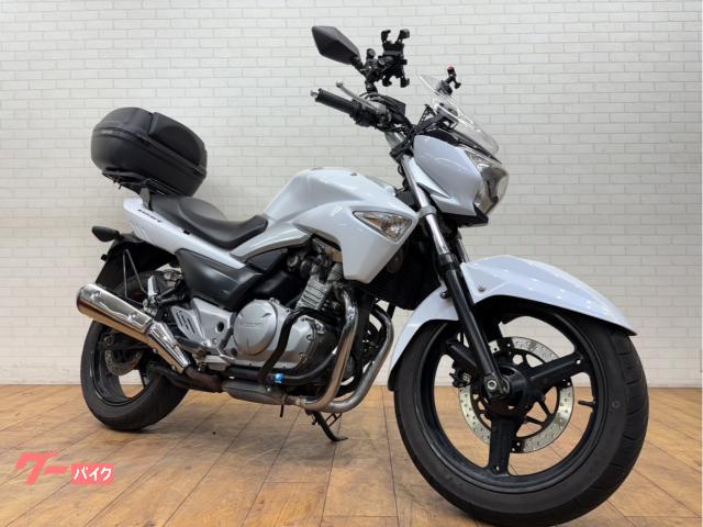 ＧＳＲ２５０　Ｒボックス　グリップヒーター　エンジンガード　スクリーン　ＬＥＤライト
