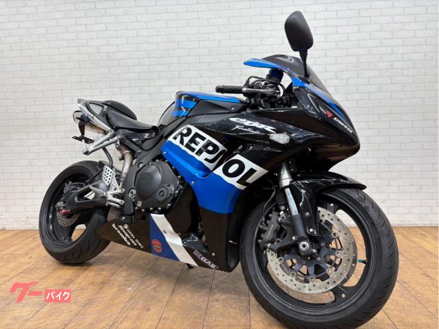 ＣＢＲ１０００ＲＲ　カスタムカウル　フェンダーレス　ウインカー