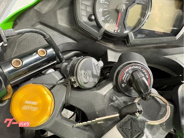 カワサキ Ninja ZX－25R SE ABS カスタムハンドル