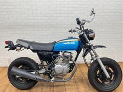 ホンダ　Ａｐｅ　ＤＸ　　ＣＢ７５０Ｆｏｕｒカラー　社外メーター　社外ミラー　社外ステップ
