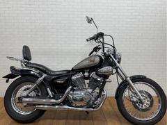 ヤマハ　ＸＶ２５０ビラーゴ　Ｒキャリア　バックレスト　カスタムシート　テールランプ　フェンダーレス