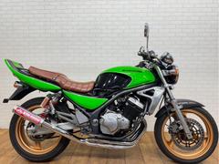 カワサキ　ＢＡＬＩＵＳ−II　Ｋｉｎｇロード８８マフラー　シートカウル　タックロールシート　カスタムＦフェンダー