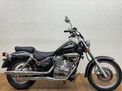 スズキ　イントルーダーＬＣ２５０