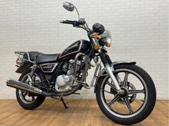 スズキ　ＧＮ１２５−２Ｆ　エンジンガード　スマホホルダー