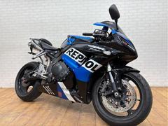 ホンダ　ＣＢＲ１０００ＲＲ　カスタムカウル　フェンダーレス　ウインカー