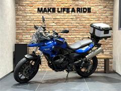 ＢＭＷ　Ｆ７００ＧＳ　ローシート　Ｈ＆Ｂトップケース　ＧＡＲＭＩＮナビ　ＵＳＢ電源×３　前後ドラレコ　グリップヒーター　ＥＴＣ