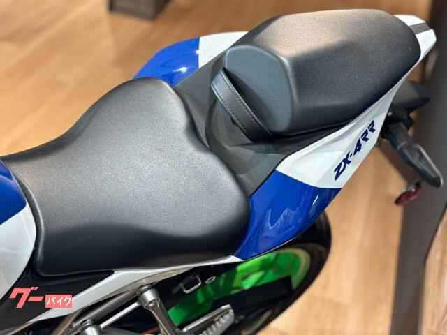 happy ④ カワサキ Ninja ZX－4RR 40th
